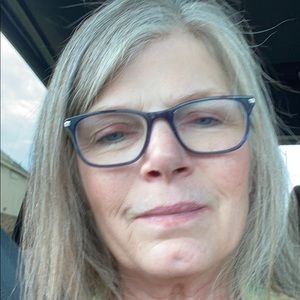 Meet your Posher, Deidre